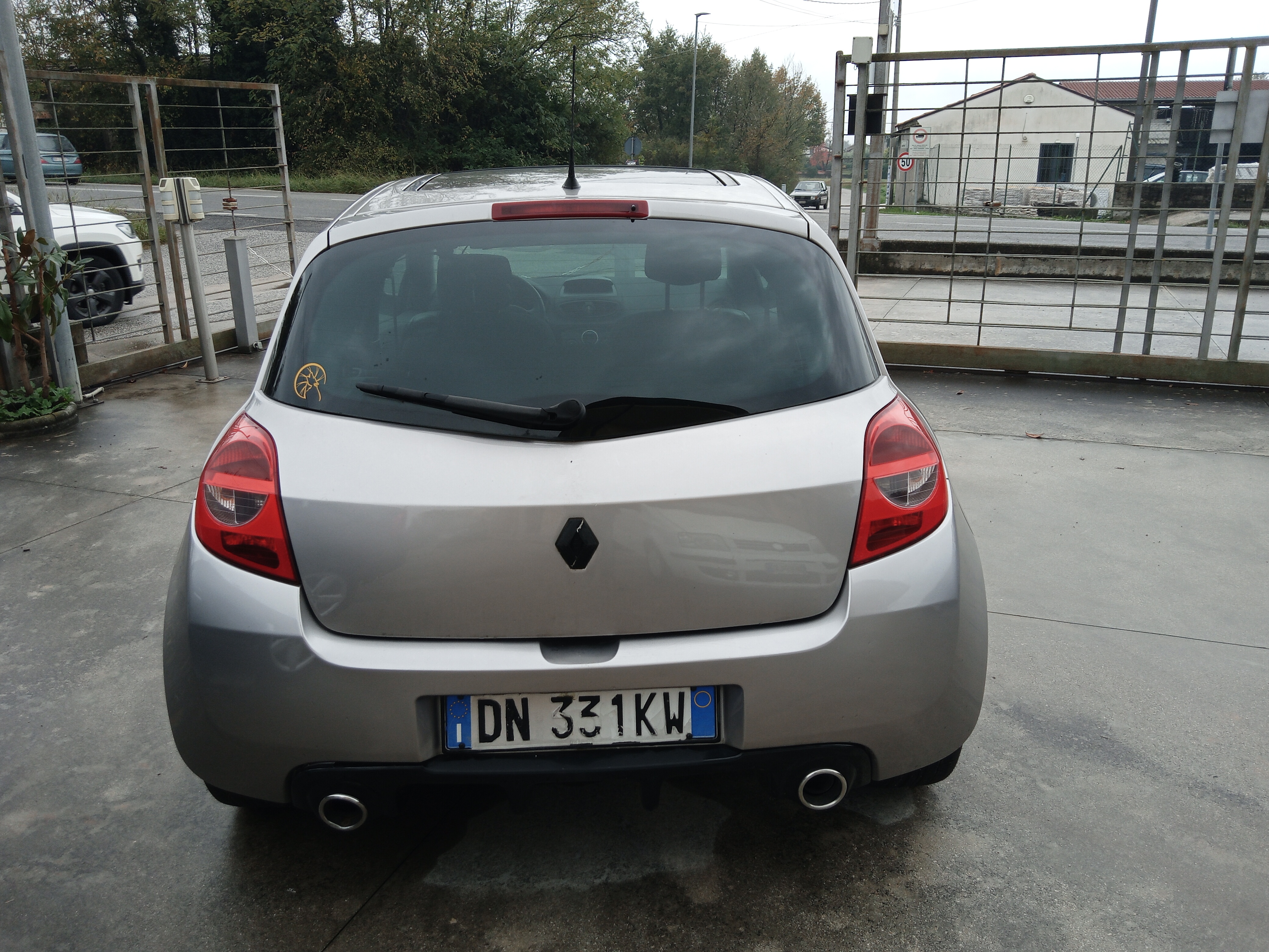 RENAULT CLIO RS - Foto 10